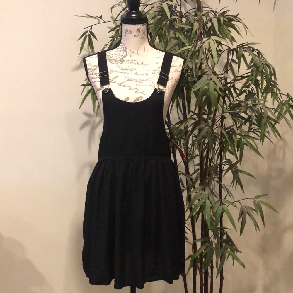Overall dress